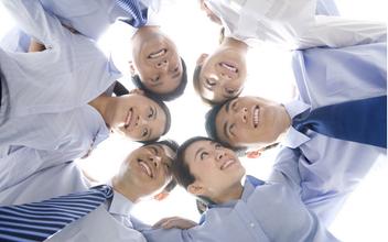企業(yè)該怎樣選擇手機客戶(hù)端開(kāi)發(fā)團隊