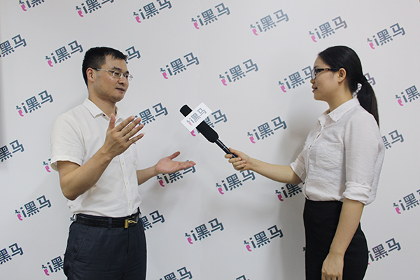 app公司酷蜂科技探討app行業(yè)如何站穩腳跟